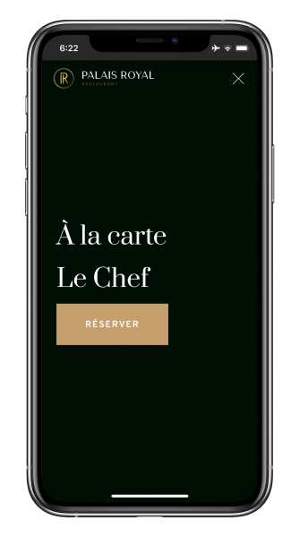 Mockup d'un iPhone sur le site web mobile du Restaurant du Palais Royal